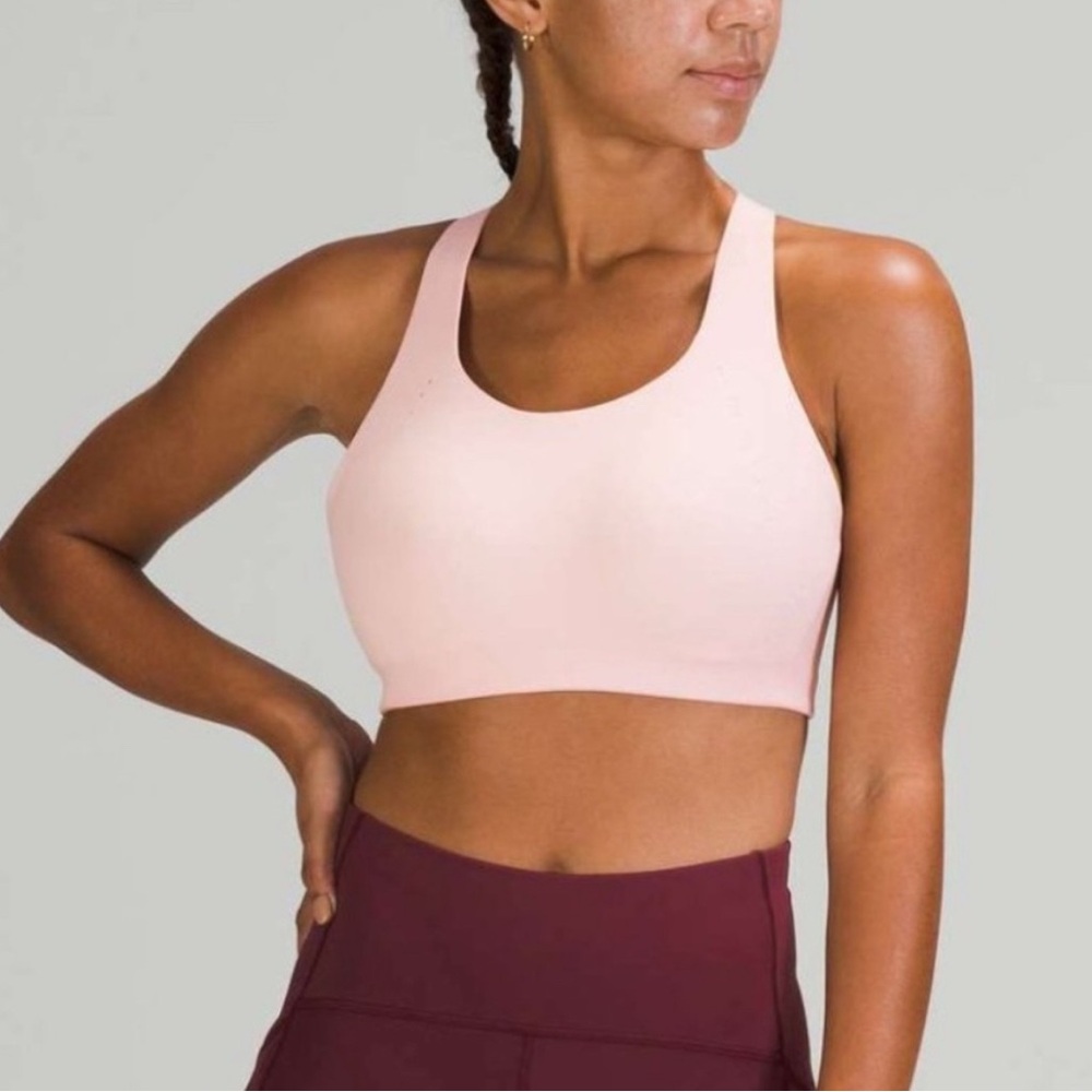 Lululemon AirSupport Bra Size 36DD in Light Pink